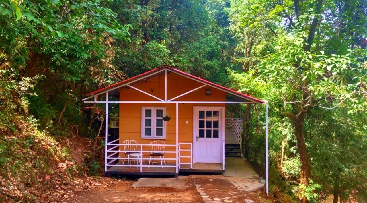 Aamod At Shoghi Luxury Cottage Resort Shimla Ngoại thất bức ảnh
