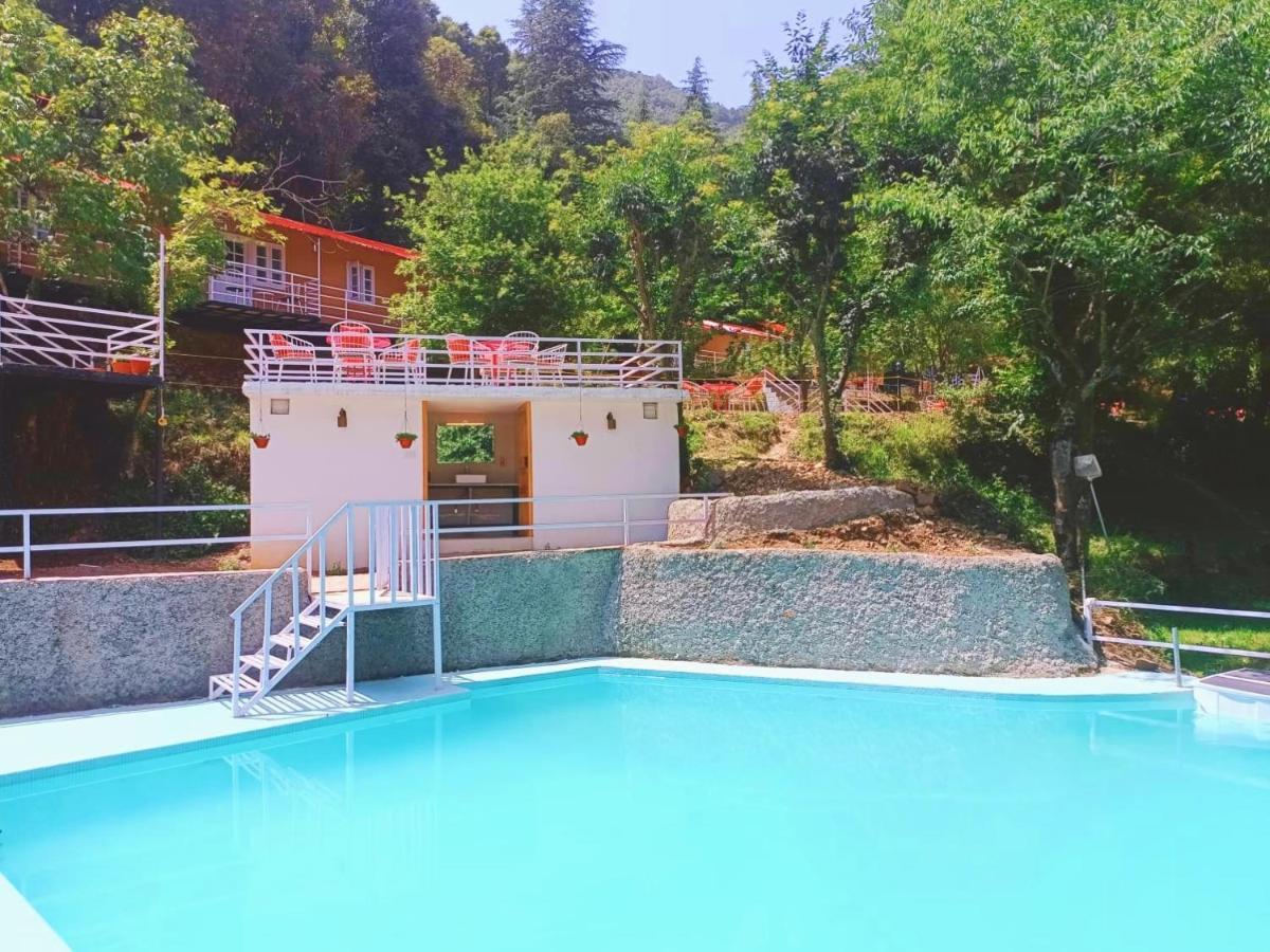 Aamod At Shoghi Luxury Cottage Resort Shimla Ngoại thất bức ảnh