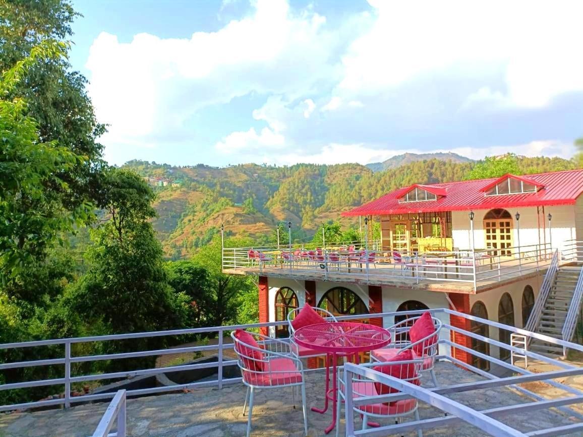 Aamod At Shoghi Luxury Cottage Resort Shimla Ngoại thất bức ảnh