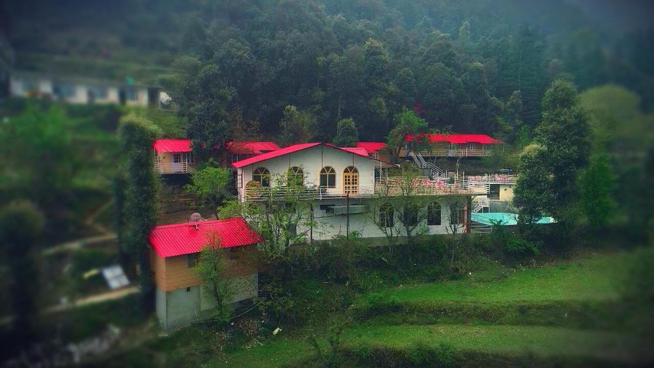 Aamod At Shoghi Luxury Cottage Resort Shimla Ngoại thất bức ảnh